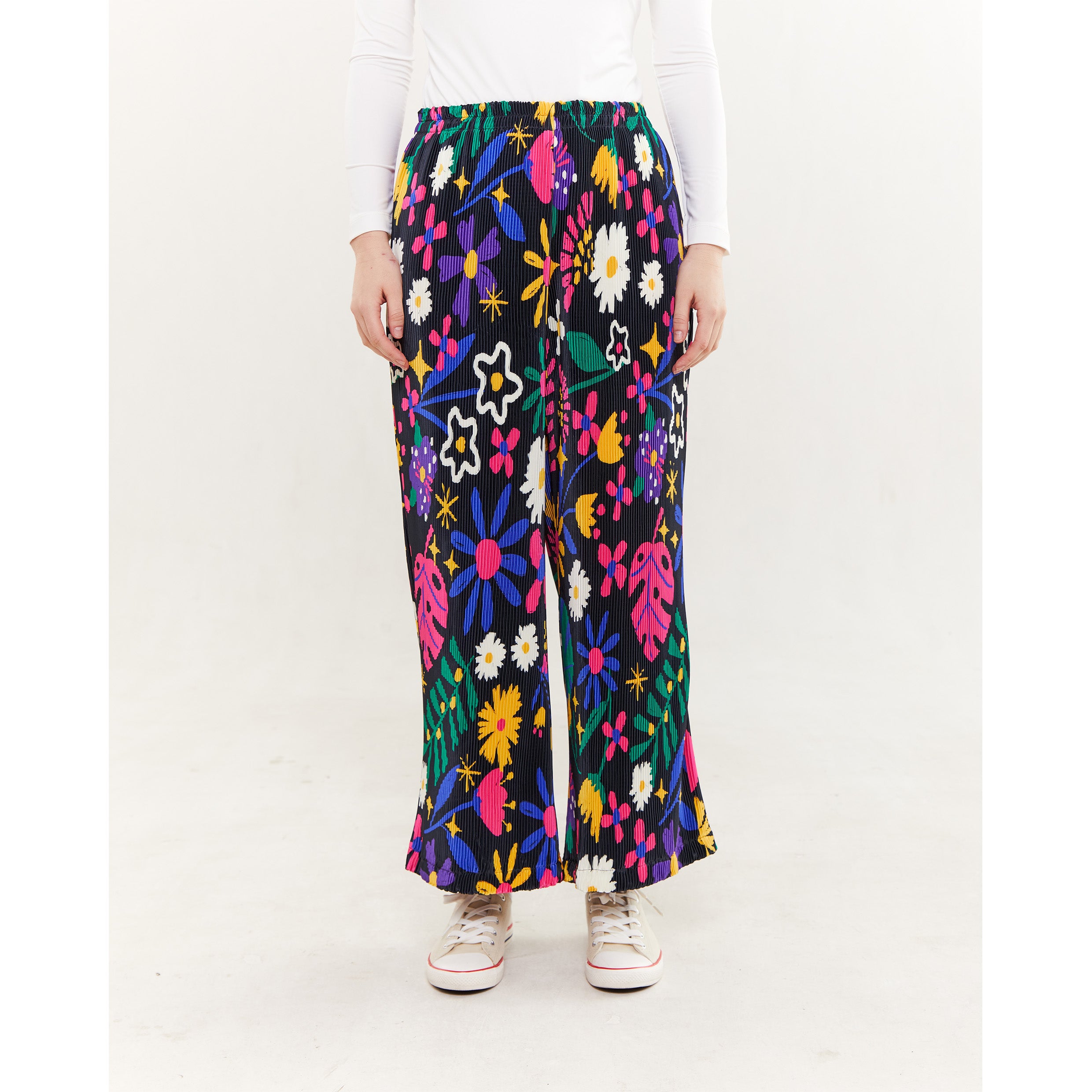 Nadjani Chila Pants Black X DindaPS