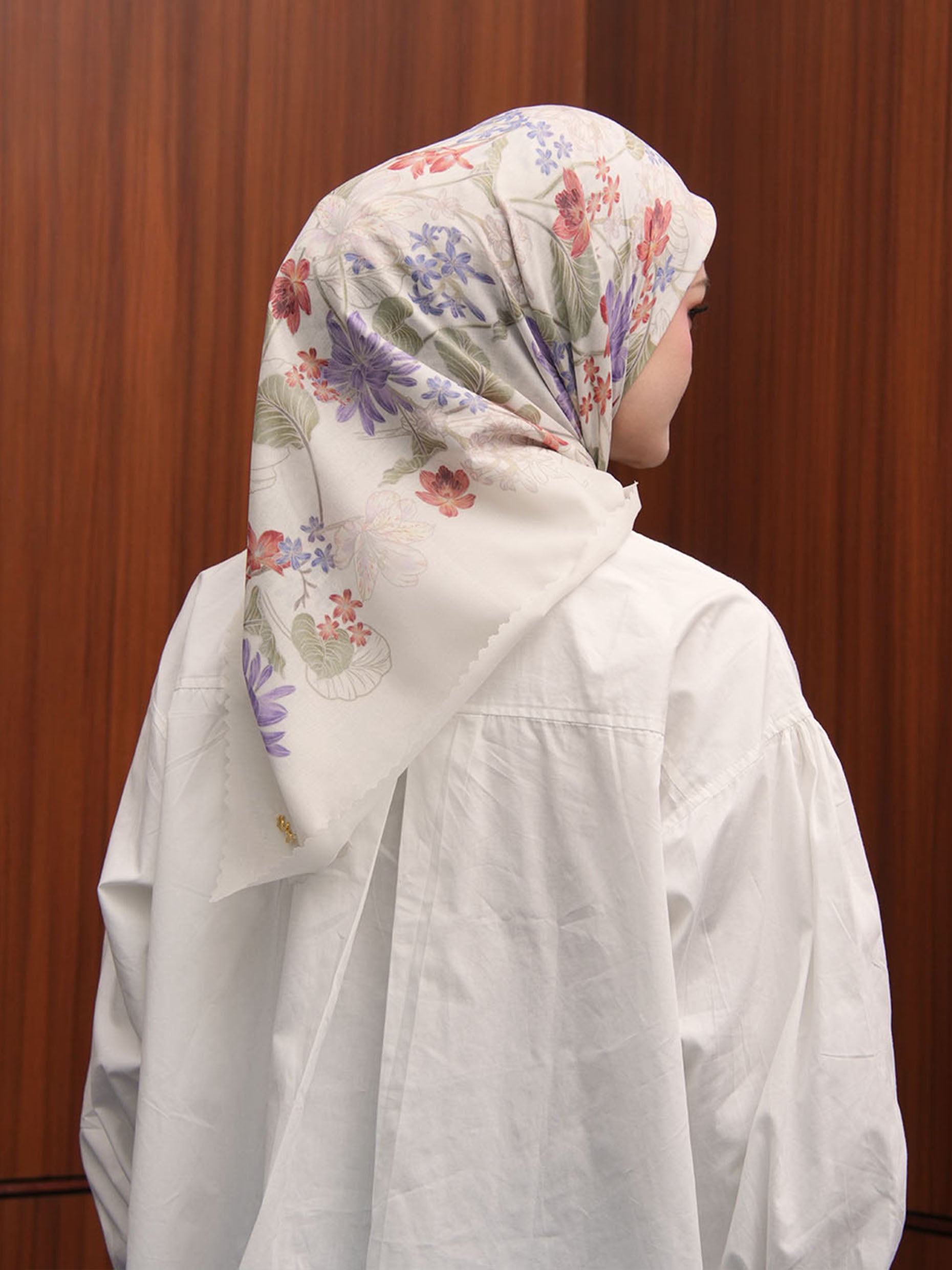 Nadjani Signature Chroma Clea Scarf EggShell