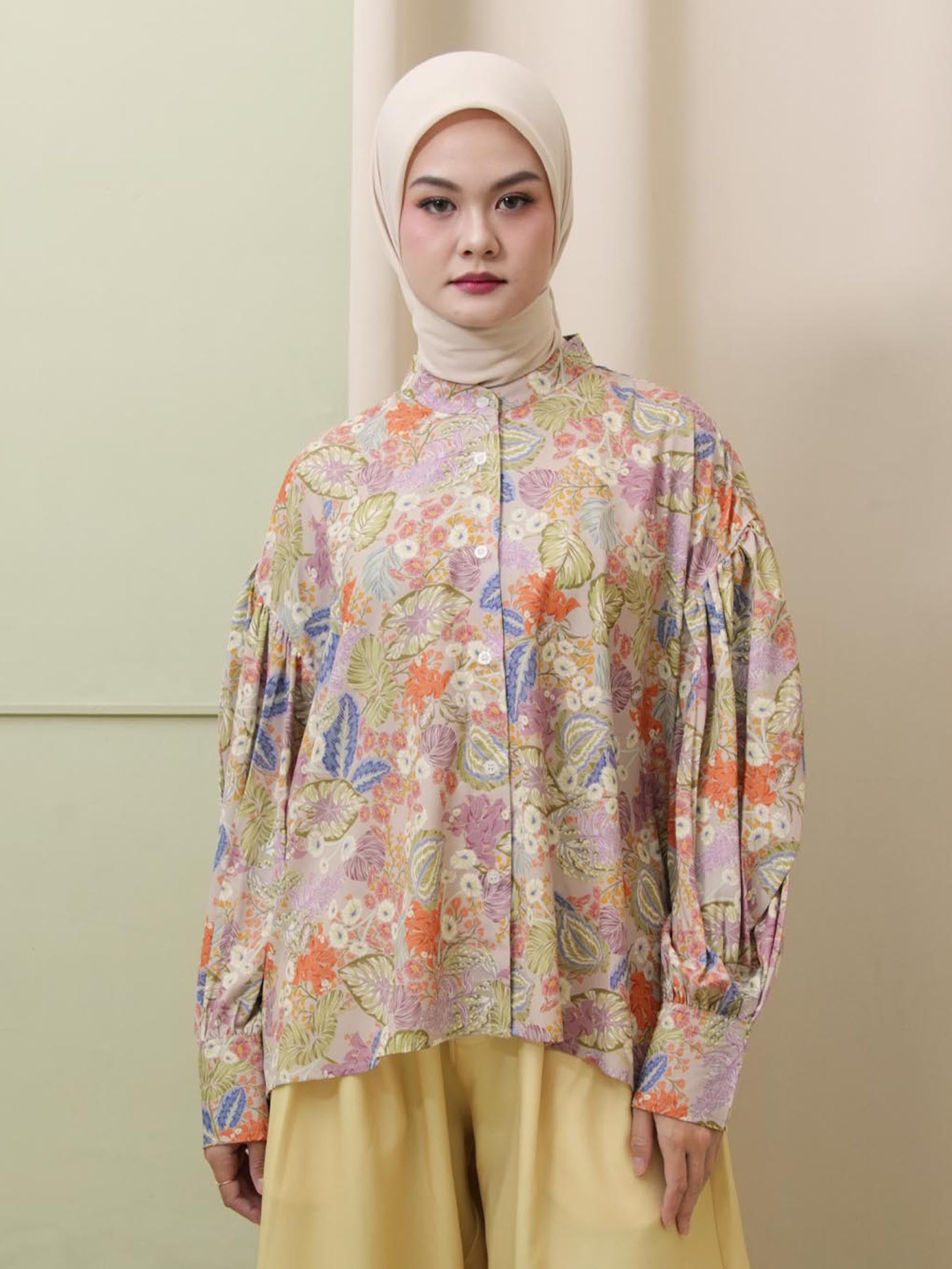 Nadjani Signature Elphaba Top Taupe