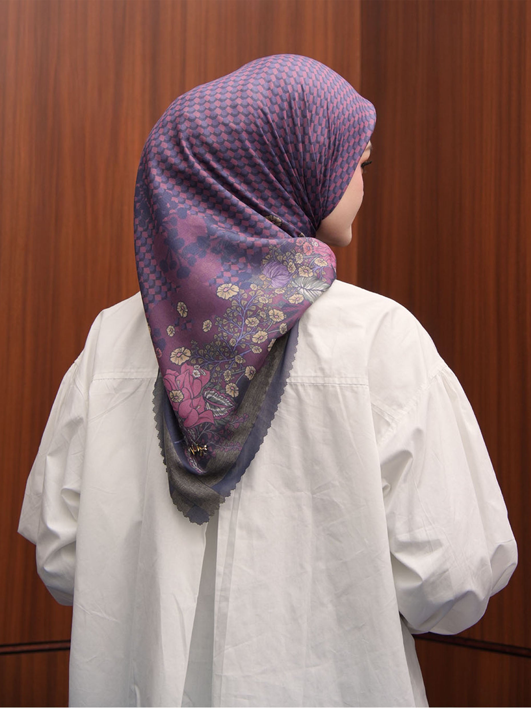 Nadjani Signature Chroma Irina Scarf Ultramarine