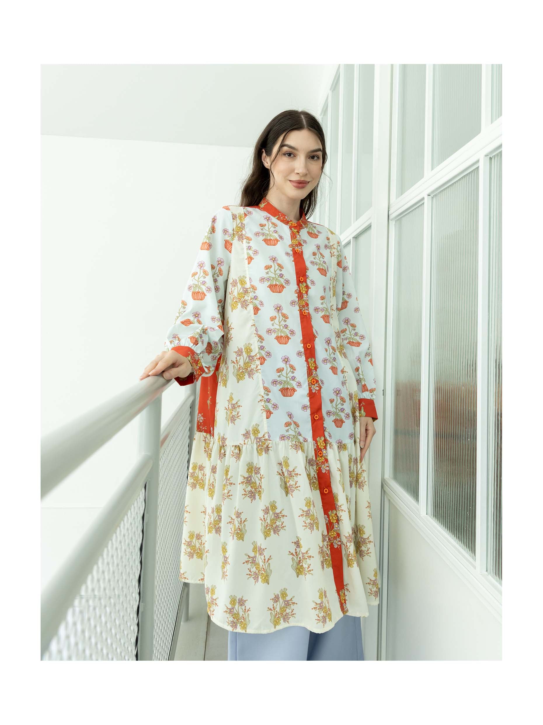 Nadjani Merayu Top Baby Blue