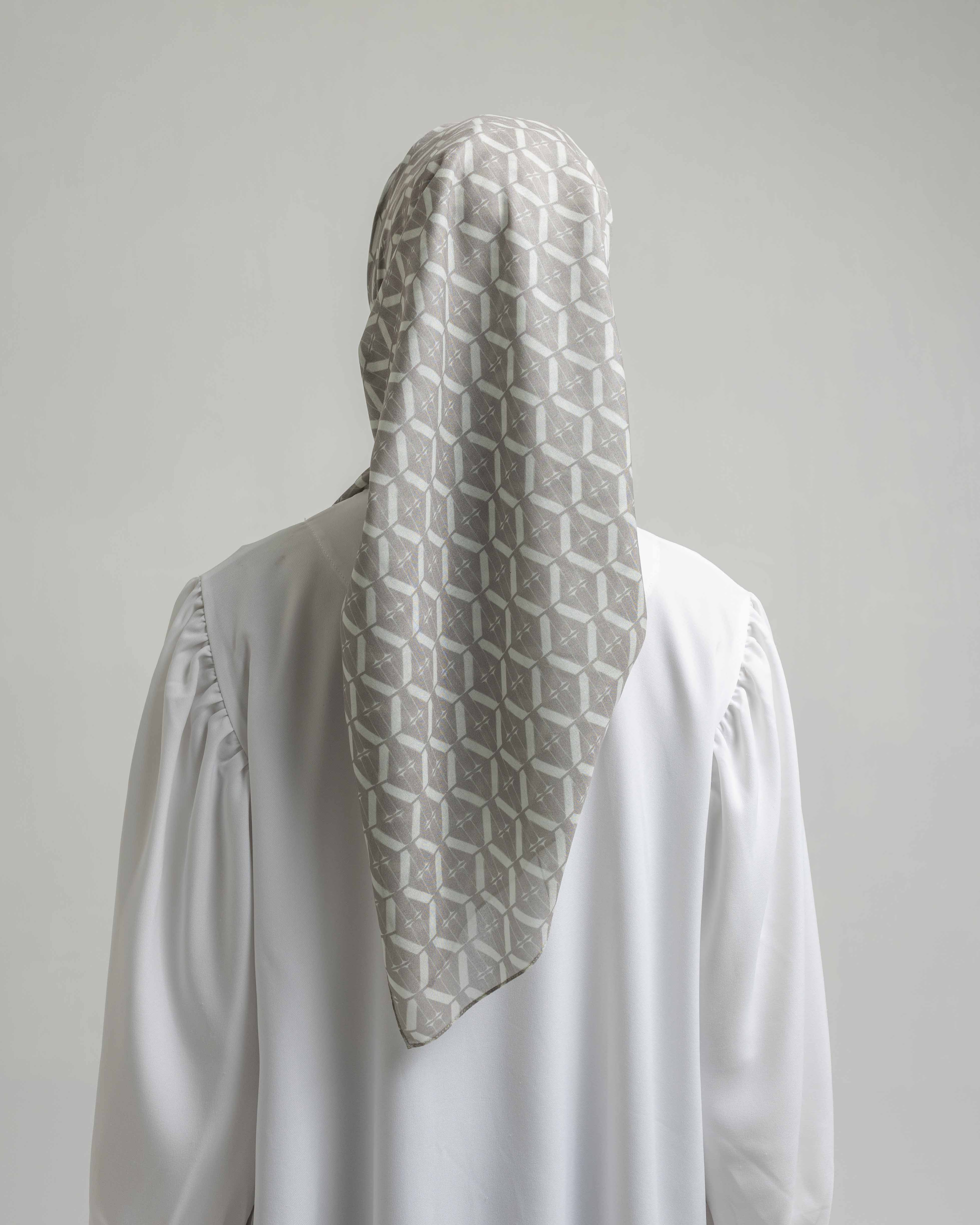 Nadjani Monogram Scarf Grey