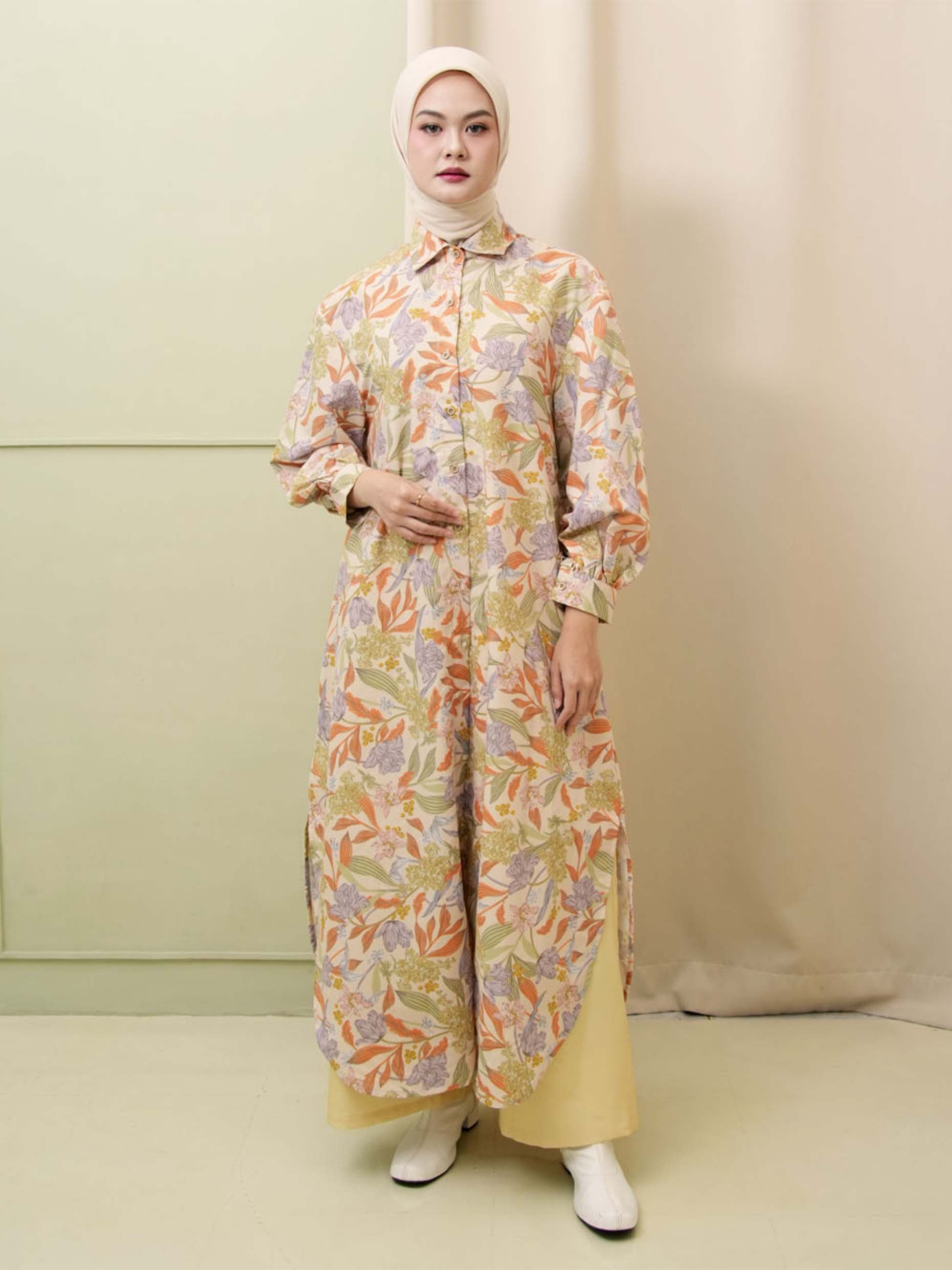 Nadjani Signature Velma Dress Champagne