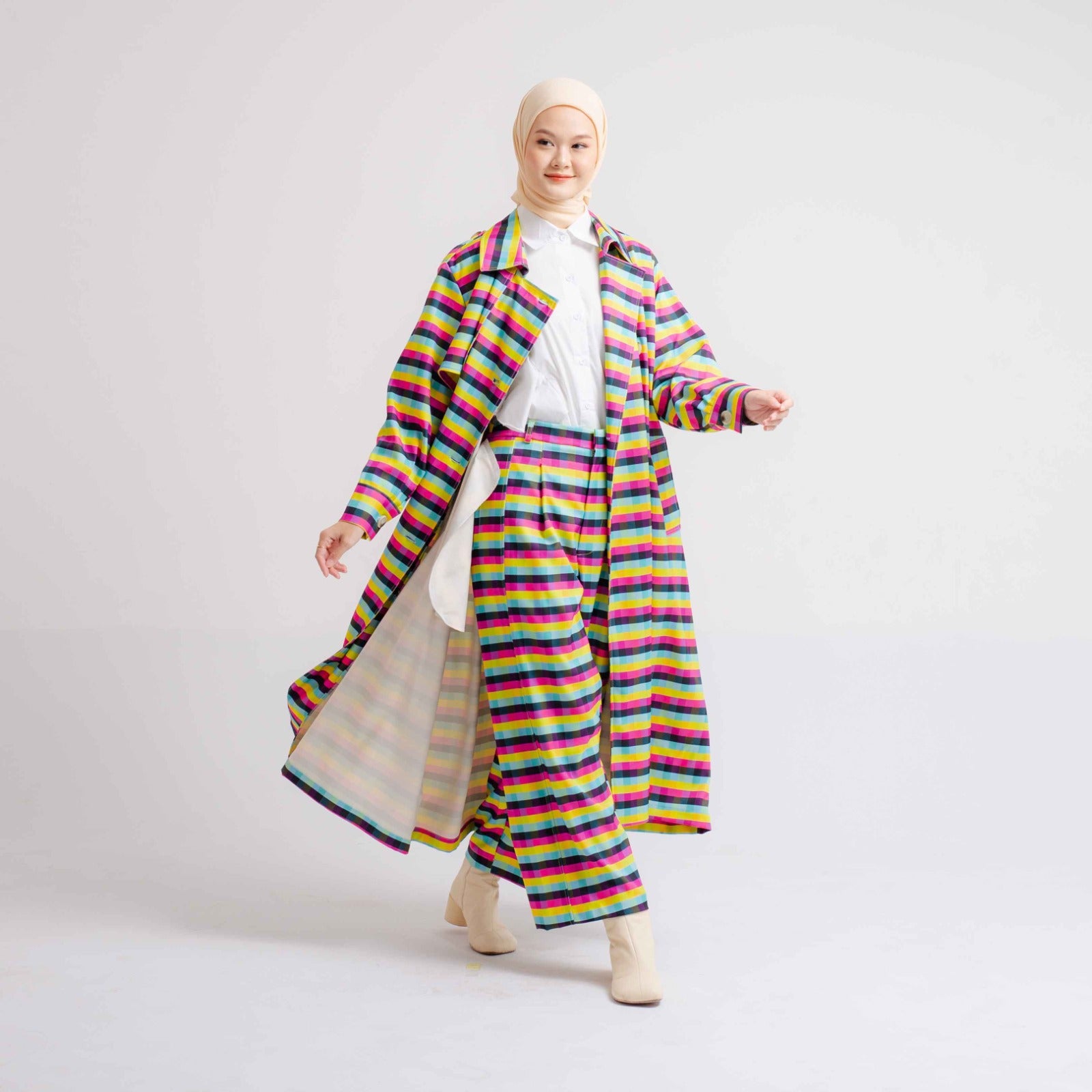 Nadjani Qara Outerwear Nica X Syagini